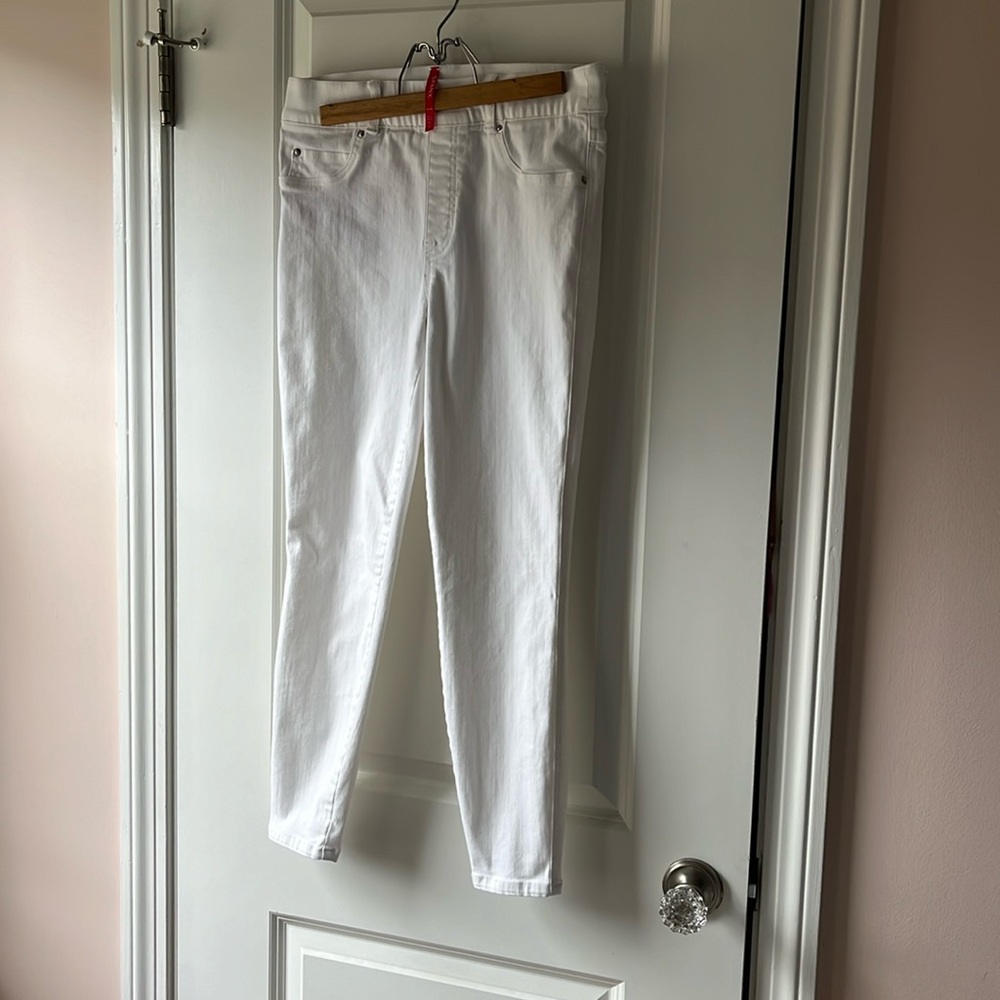 Spanx white “jeans” size medium PETITE